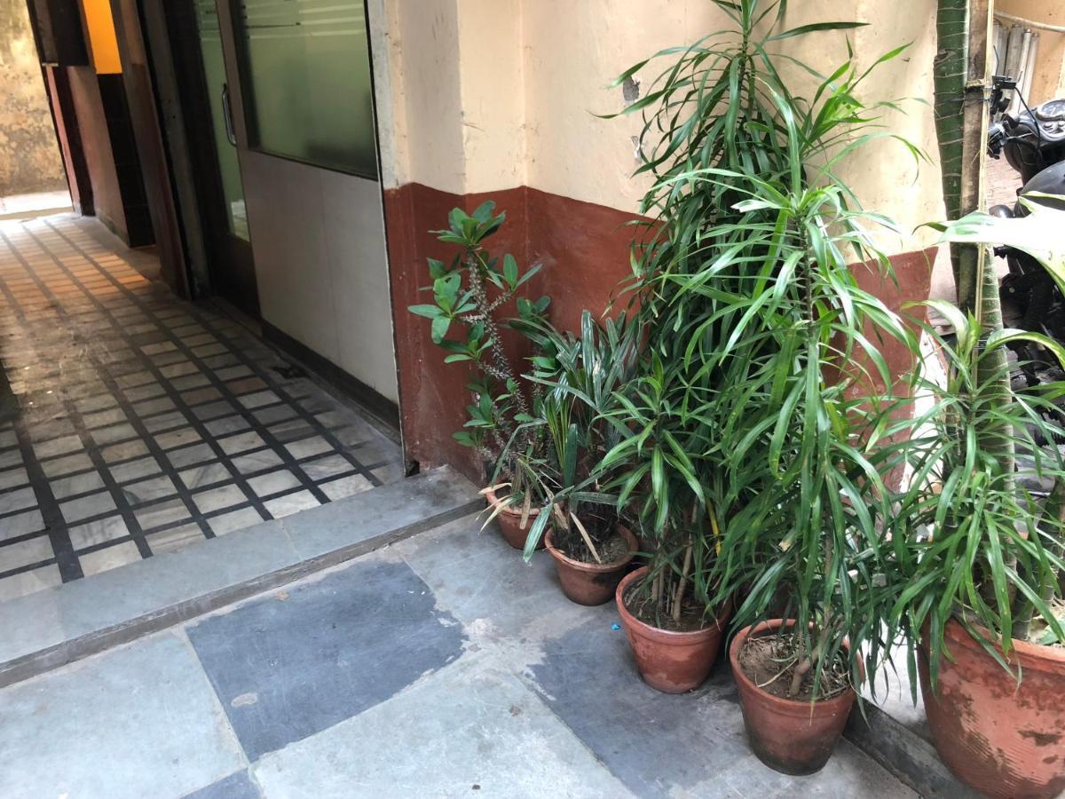 Aster Guest House Kolkata Exterior photo